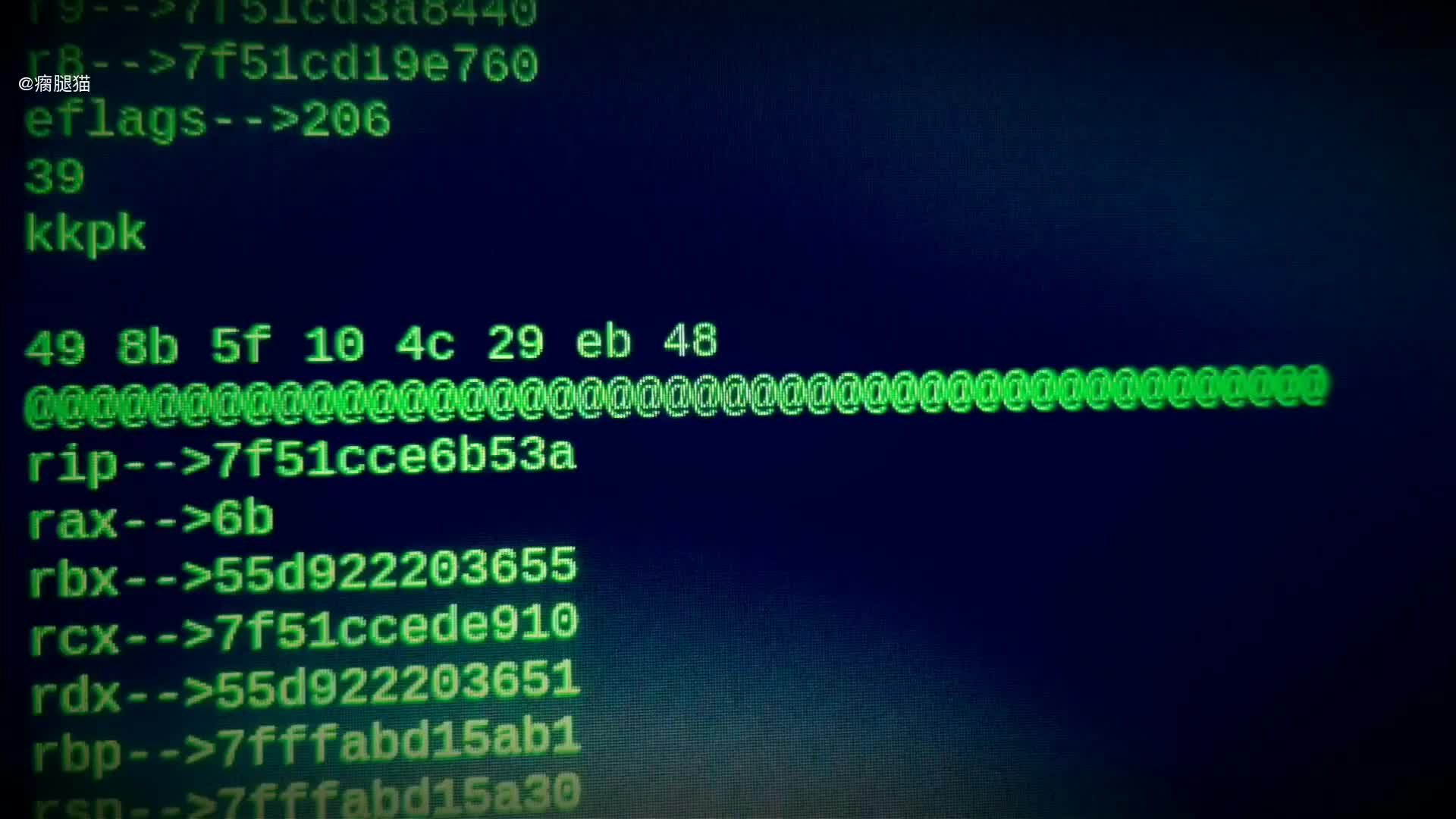 冯诺依曼经典计算机体系中“以存储为中心”理念的编程视角：一切不过是内存空间中字节单元的使用与释放。